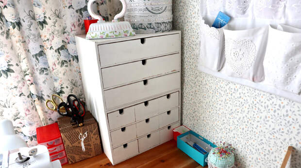 Посмотрите, что находится у меня в коробках и ящиках в швейной комнате. Мои запасы для рукоделия