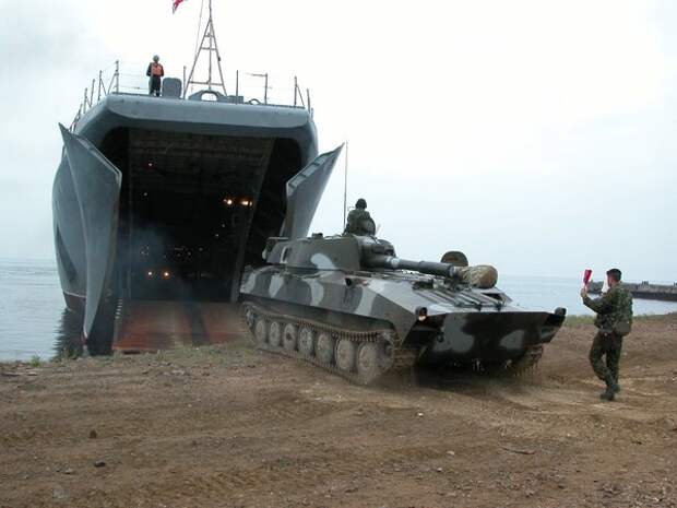 Россия перебросила в Сирию крупную партию танков для начала наступления на юге страны