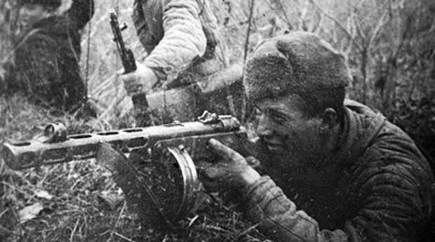 Боец с ППШ-41