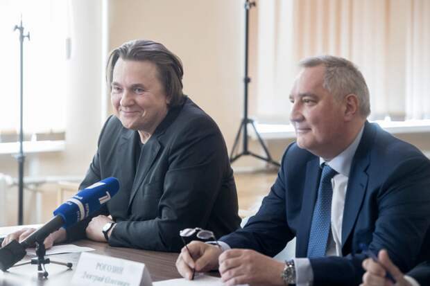 https://sun9-3.userapi.com/impg/UHrbNEziG-SojUPAbmpkXxqyOwgYjCAM0I7WEw/C9oQtpAqO-c.jpg?size=2560x1707&quality=96&sign=4cb4aa6df3809b9cb2f2f0ed68c8df41&type=album