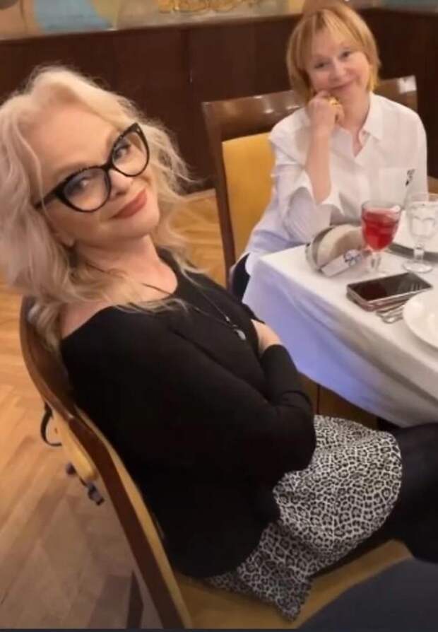 Три Ларисы! Лариса Гузеева показала фото с тезками: Удовиченко и Долиной