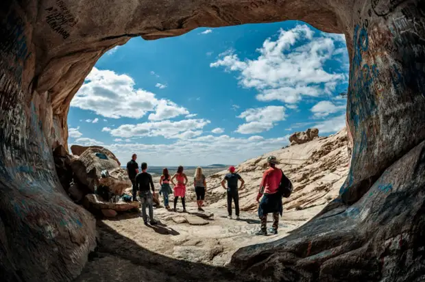 Недалеко от озера Балхаш расположено святое место Аулия Ата. / Фото:tengritravel.kz Недалеко от озера Балхаш расположено святое место Аулия Ата. / Фото:tengritravel.kz