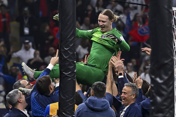 Во Франции Сафонова признали лучшим футболистом матча ЛЧ против "Челси"