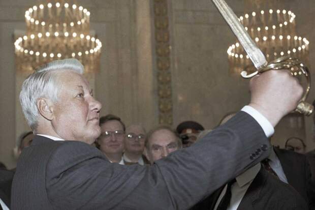 1 февраля исполняется 95 лет со дня рождения первого президента России Бориса Ельцина