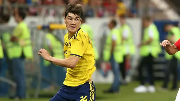 В «Ювентусе» прокомментировали слухи об интересе к экс-футболисту «Ростова» Шомуродову