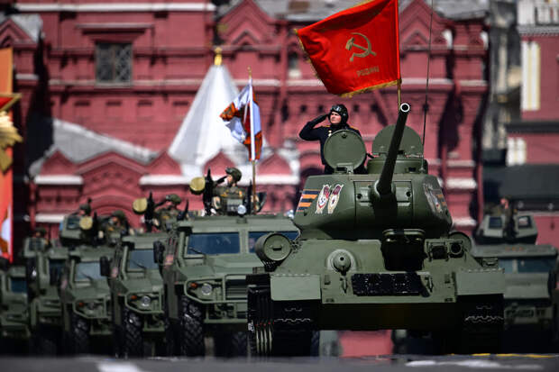 Минобороны: техника парада Победы передислоцируется в Москву