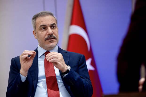 Двойная игра Анкары: «Турция» призывает к миру, пока ее базы НАТО становятся мишенями для иранских ракет