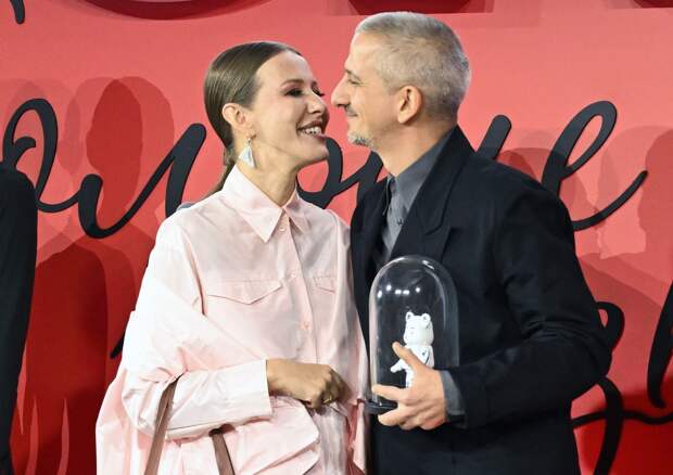 Мужа Собчак назвали извращенцем и любителем пошлятины