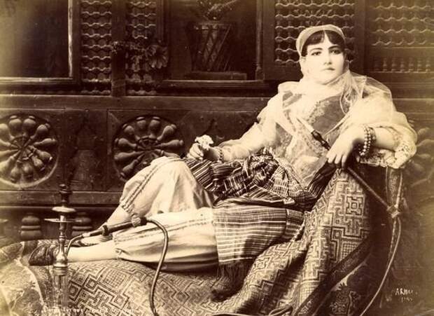 Наложница, 1875 год Наложница, 1875 год гарем, женщины, красота, османская империя, правда, турция