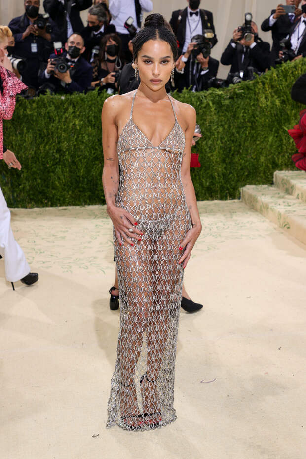 Met Gala-2021: Кристен Стюарт, Лили-Роуз Депп и Дженнифер Лопес Met Gala-2021: Кристен Стюарт, Лили-Роуз Депп и Дженнифер Лопес