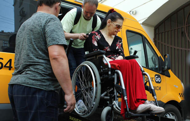 Дочь-инвалид Баталова раскрыла правду про старшую сестру и сделала заявление: «Не встревайте в нашу жизнь»