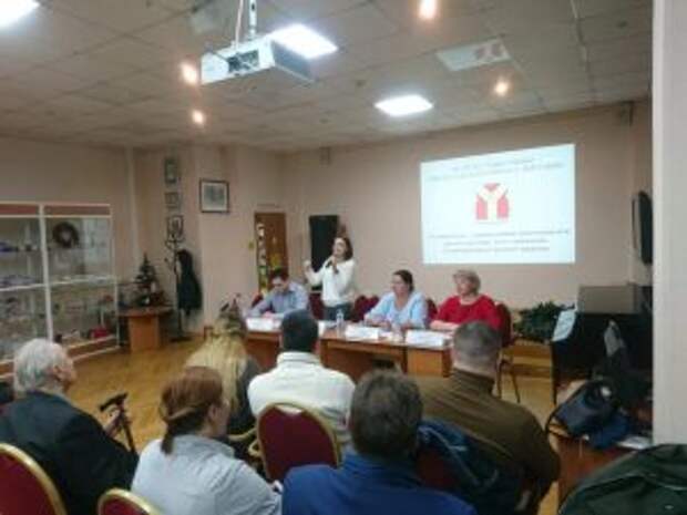 Глава управы района Светлана Орлова провела встречу с местным населением. Фото: Анатолий Акулов