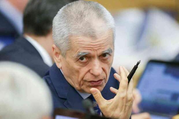 Онищенко поддержал идею шестидневной рабочей недели в России