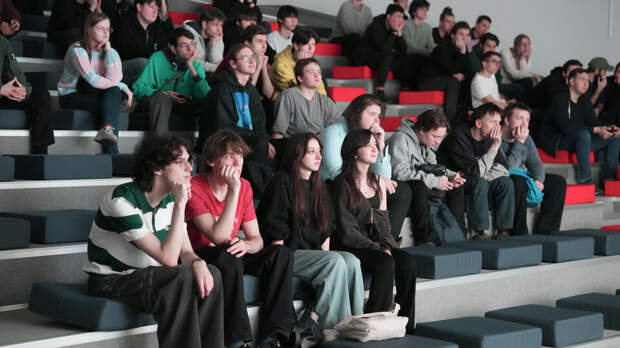 Встречи и игры для молодежи провели в Москве ко Дню студенчества