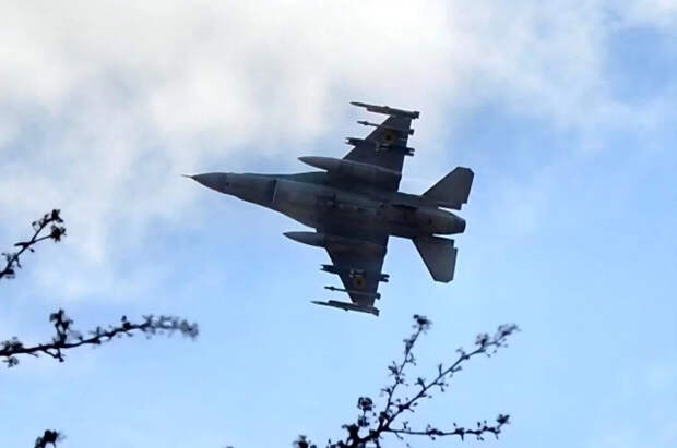 Генерал Попов: у Украины осталось всего четыре F-16