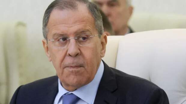 Лавров и глава МИД Омана обсудили по телефону ситуацию вокруг Ирана