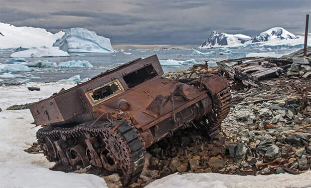 76 назад американцы тайно переправили в Антарктиду танки, а потом засекретили операцию