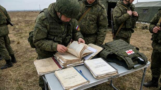 Российские военные нашли документы грузинских наёмников у Константиновки