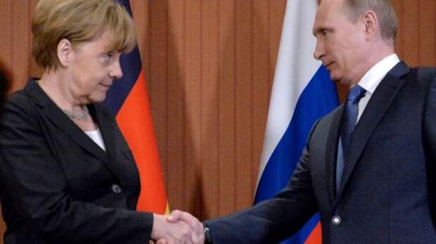 Путин предостерег Меркель: Киев может причинить вред