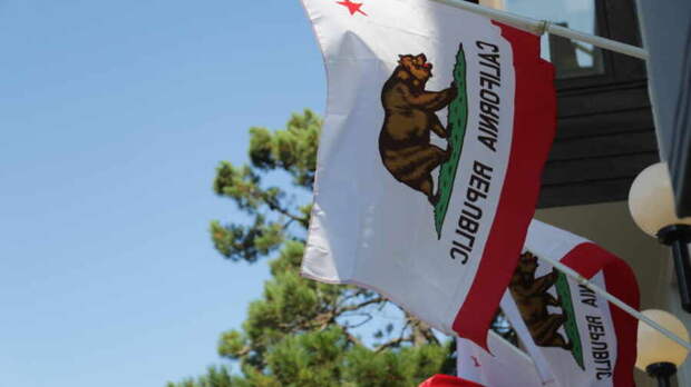 Калифорния cделала невыездными собственных чиновников