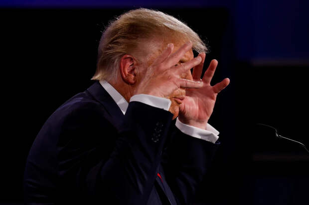 Трамп, говоря с Зеленским по телефону 4 июля, поддержал идею об ударах по Москве и Петербургу.