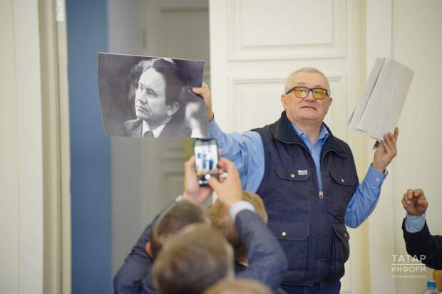 «Игътибар үзәгендә – кеше»: Казанда легендар Флорид Әгъзамовны искә алдылар