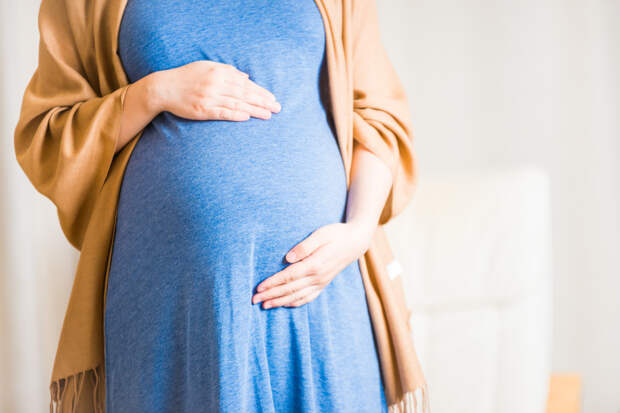 Беременную россиянку отказались выпускать в родной город из-за одной ошибки