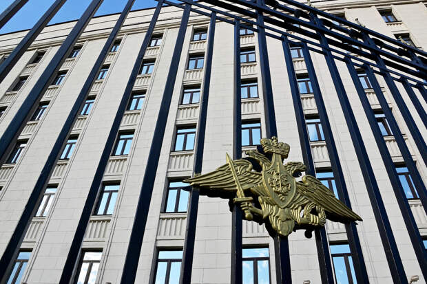 Авиабомбы, реактивные снаряды и сотни БПЛА уничтожили российские военные