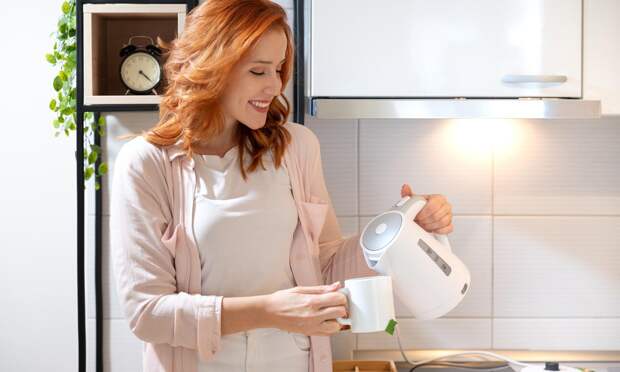 Не заваривайте кипятком и еще 4 правила, как пить чай из пакетиков без вреда для здоровья