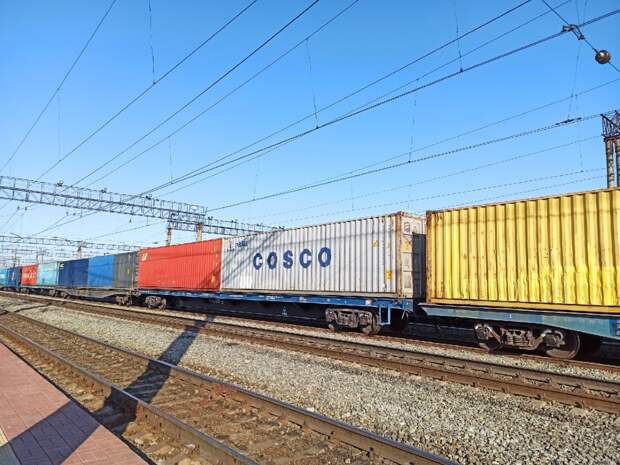 Поезда из Саратова задержались из-за аварии на железной дороге под Ростовом