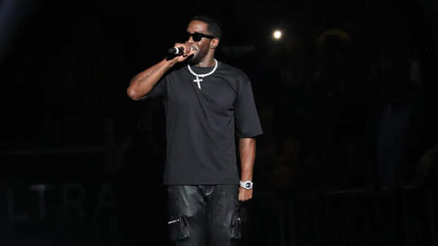 Рэпер Puff Daddy проиграл суд на $100 млн по иску об изнасиловании