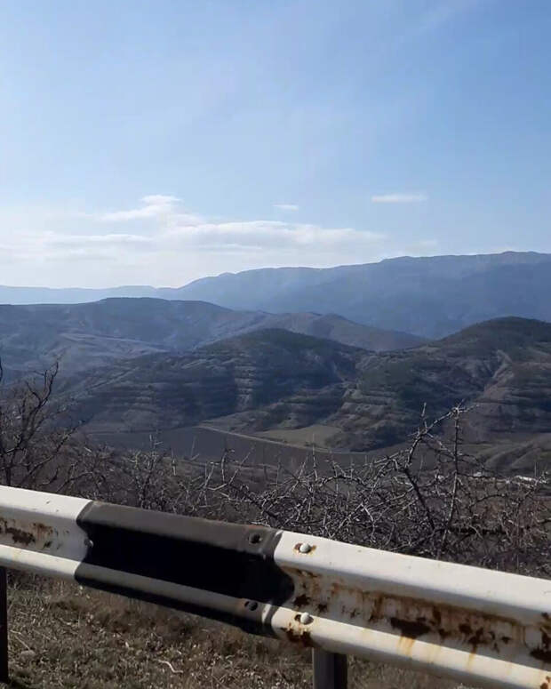 Переезд-многоходовочка. Из Хабаровска до Крыма за 2 недели. С 2мя котами.