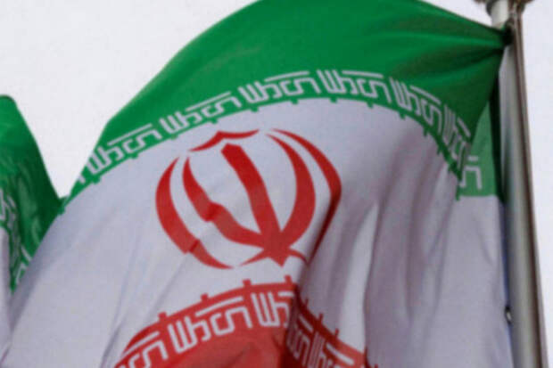 Иранский супертанкер миновал морскую блокаду США