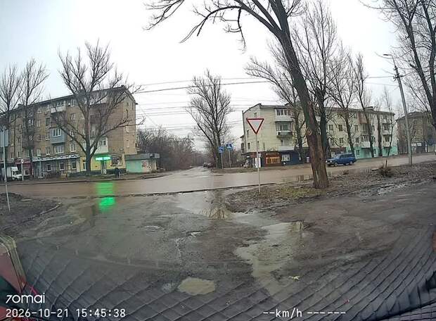 Видео с другого ракурса, где сбили женщину на пешеходном переходе в Макеевке вчера https://t.me/webmoney_dn/315277Video: Видео от Донецкая группа ново...