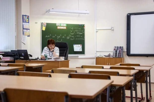 Володин запустил опрос об уровне бюрократической нагрузки на учителей