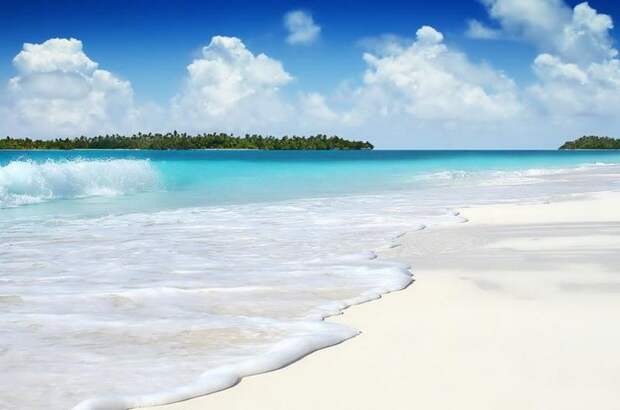 Самый белый пляж на планете. /Фото: go2trip.ru