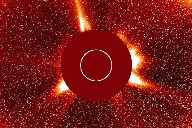 Мощный радиационный шторм начался в окрестностях Земли