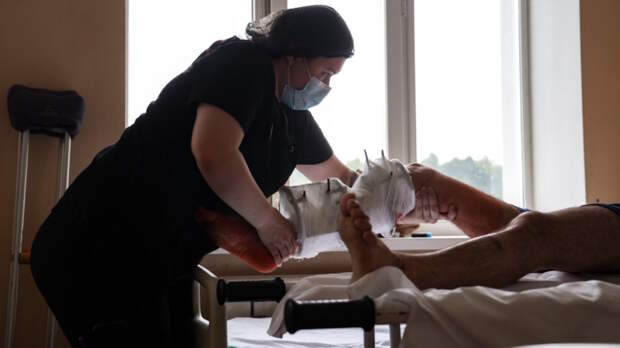 В Приморье ученые разработали покрытие для ускорения заживления переломов