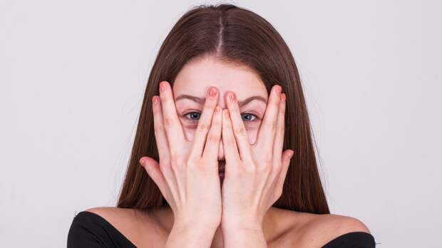 Врач и психолог объяснили феномен вечно молодых 40-летних