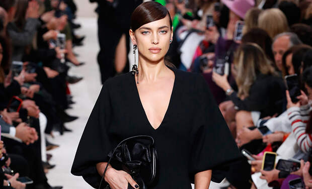 Ирина Шейк на подиуме, Елена Перминова - в зале: как прошел показ Valentino