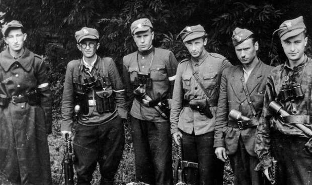Процесс шестнадцати – Армия Крайова и нацисты против СССР Боевики Армии Крайовой