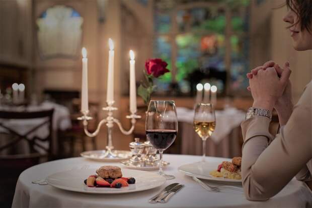 14 февраля в ресторанах Москвы и Петербурга