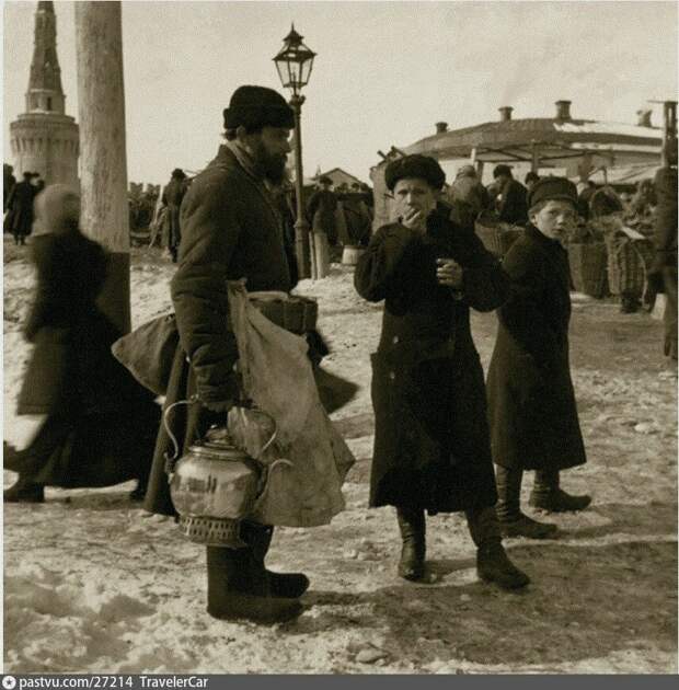 Фонарь на Москворецкой набережной, 1890-1900. С сайта www.pastvu.com.