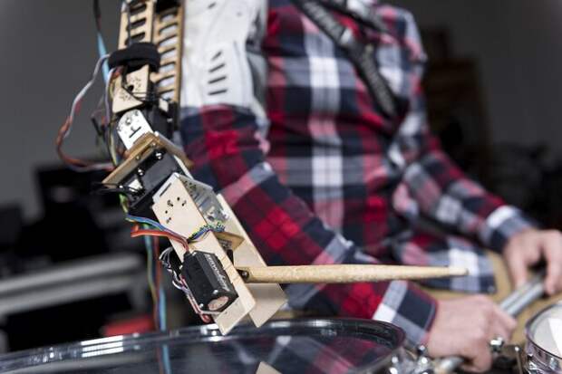 Третья рука барабанщика: как роботы навсегда меняют музыку