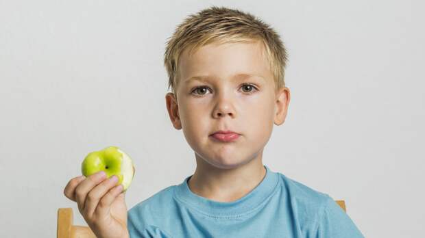 Врач Хачирова: есть три способа приучить ребенка к правильному питанию