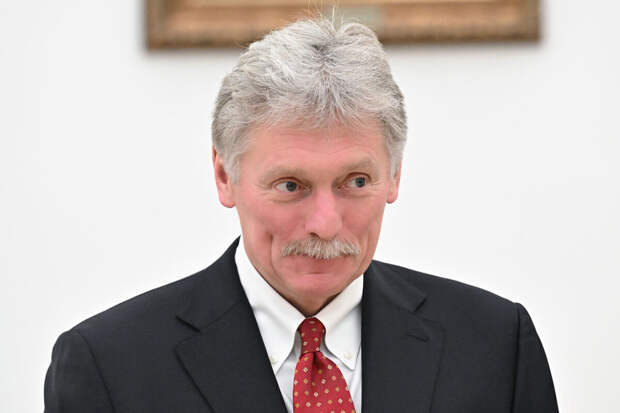 Песков сравнил опасения по поводу ИИ с реакцией на первые станки в Англии