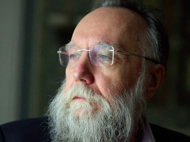 Дугин поставил психиатрический диагноз отношениям России с Западом