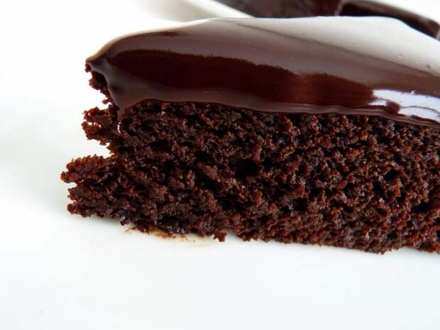 Безумно шоколадный и вкусный торт. Запишите рецепт