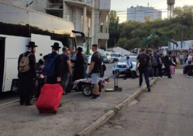 В Умань начали съезжаться хасиды на празднование Рош ха-Шана. Дроны и ракеты не пугают В Умань начали съезжаться хасиды на празднование Рош ха-Шана. Дроны и ракеты не пугают