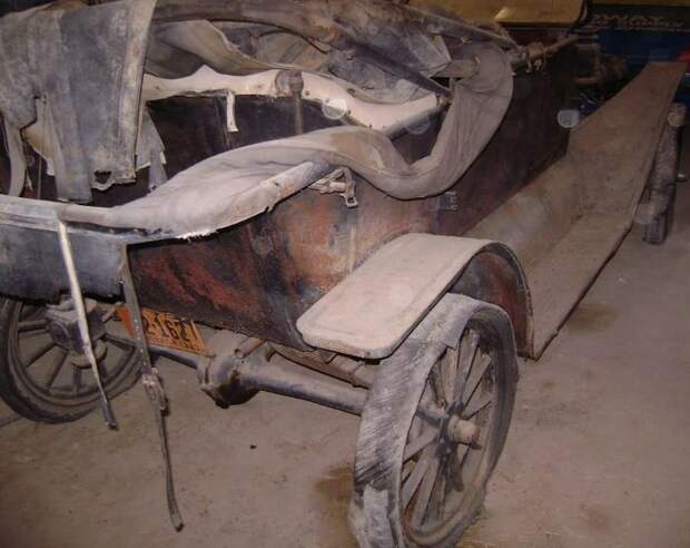В амбаре нашли Ford Model T, который старше меня в 3 раза! Ему больше 100 лет! Ретро, Находка, Форд, Авто, США, Легенда, Длиннопост